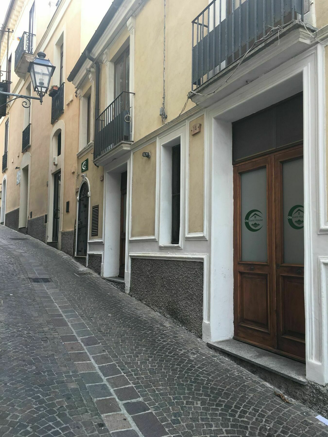 Cityguesthouse Катандзаро Екстериор снимка