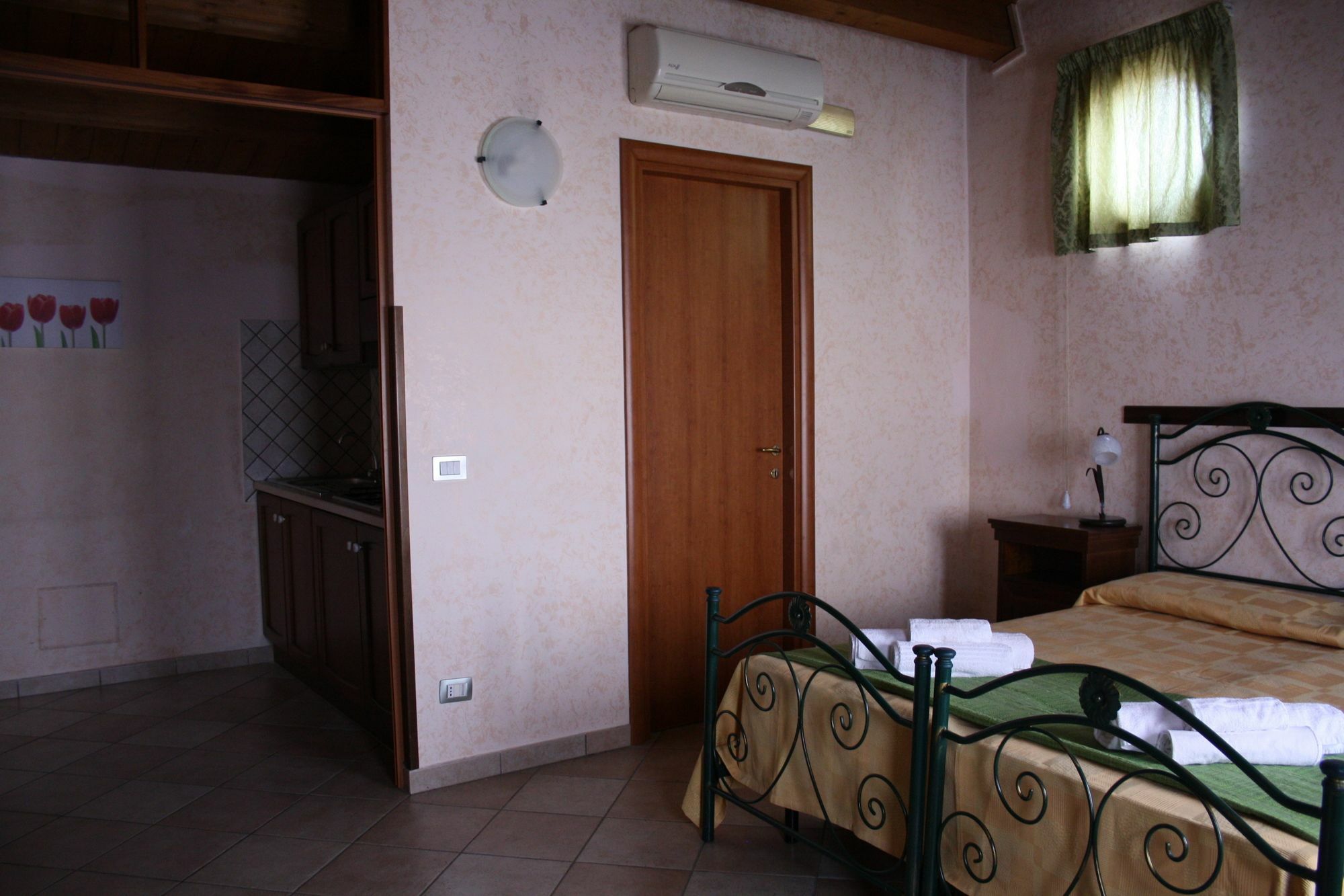 Cityguesthouse Катандзаро Екстериор снимка
